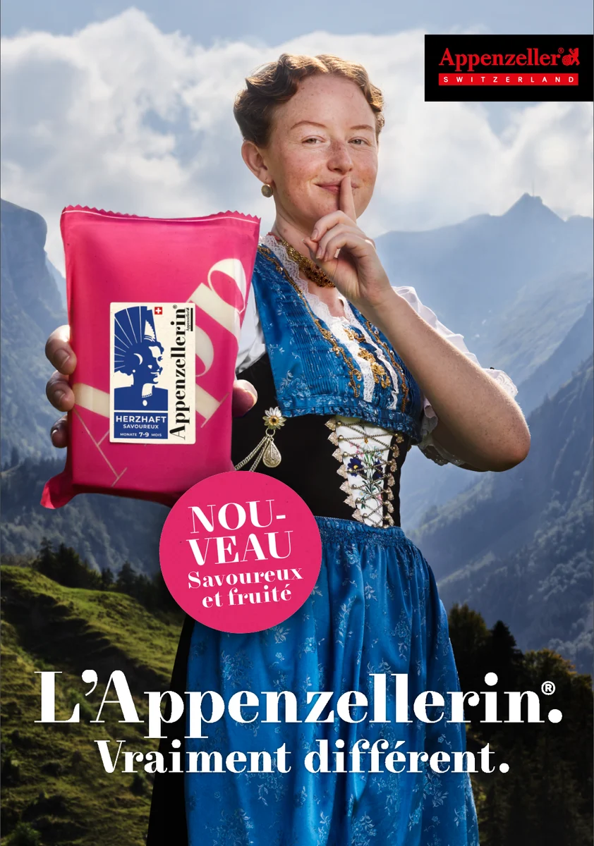 Affiche Appenzellerin « Vraiment différent » présentant l’emballage rose.