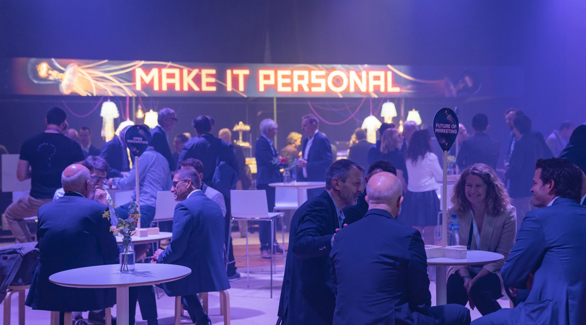 Espace de rencontre sous l’enseigne « Make it personal » du Digital Festival.